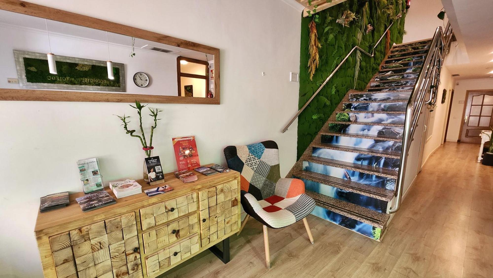 Hotel Eco 2*